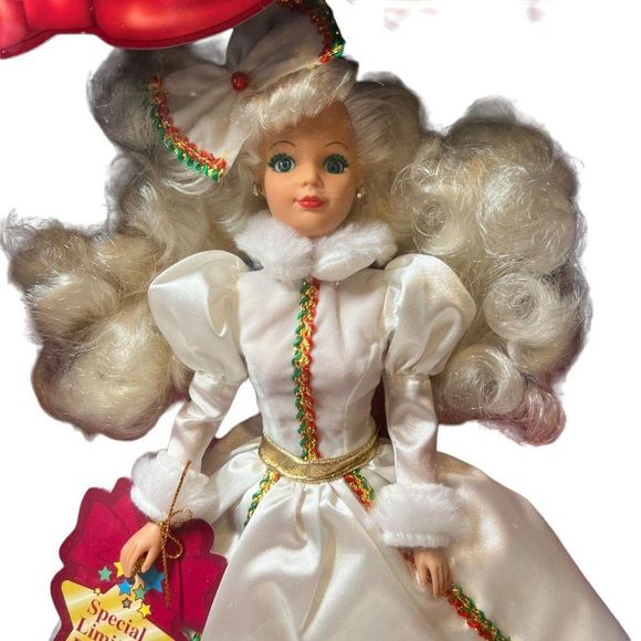 Jakks Pacific Magical Holiday Special Limited Edition Doll - Picture 6 of 6